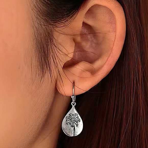 Silver Dandelion Flower Handcarved Textured Seed Earrings - Picture 2 of 7